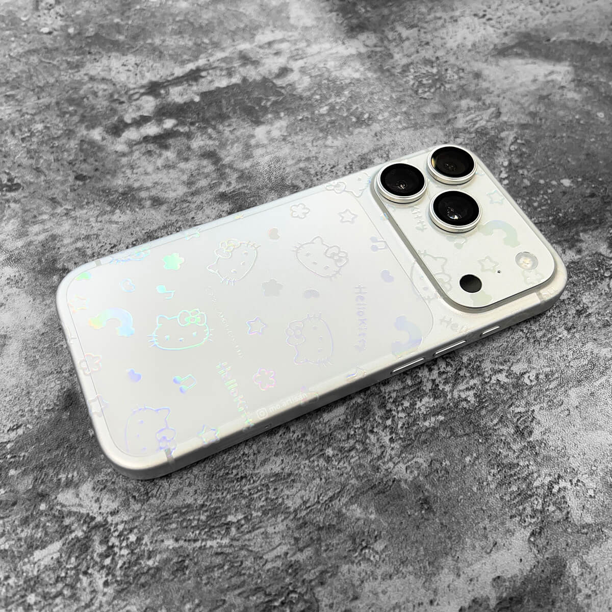 手機貼膜｜晶透細砂霧雷射光感膜